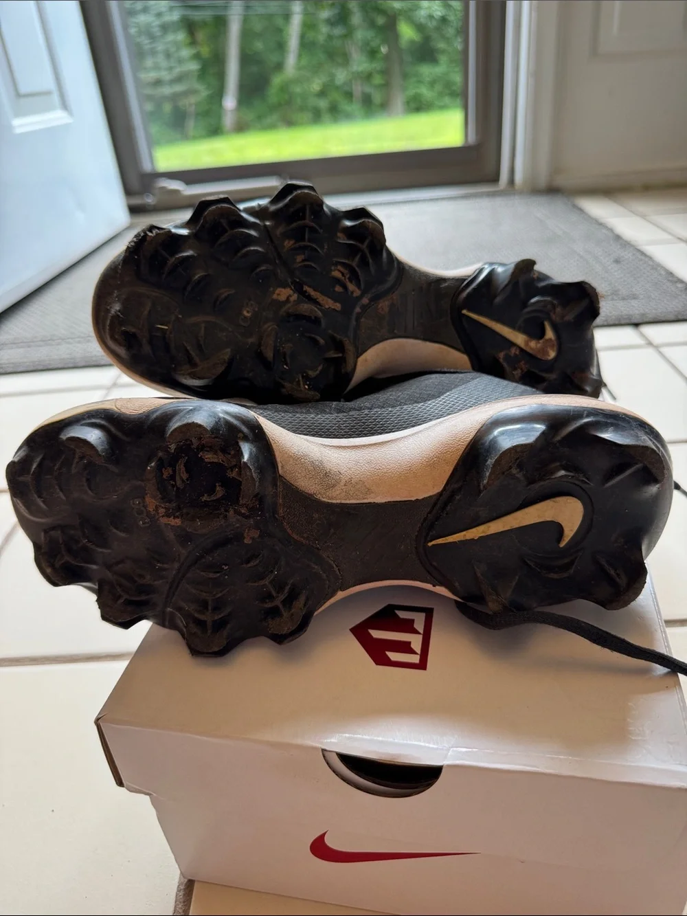 Nike kids force